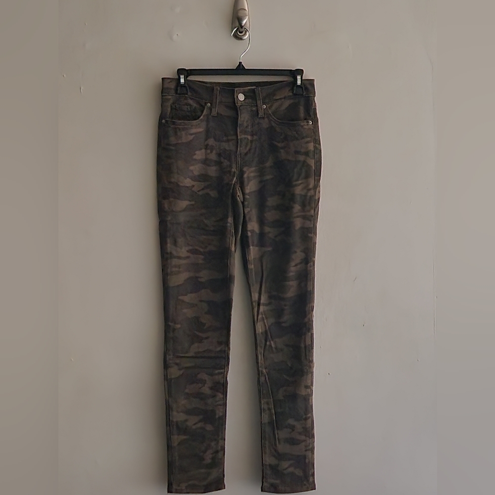 Levi's 311 Shaping Skinny Jeans in Camo Print